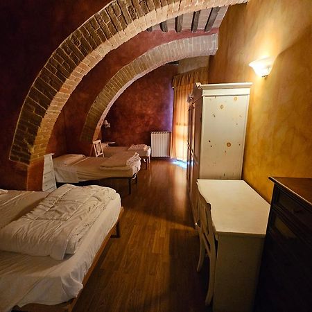 Bnb Residenza D Epoca Il Casato Siena Eksteriør billede
